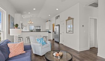 106 Willis Ave A, Atlantic Beach, NC 28512