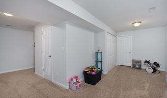 946 Willow Creek Dr, Alexandria, KY 41001