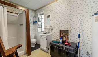 1912 Mimosa St, Abbeville, LA 70510