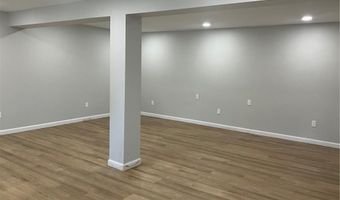 10 Hill St, North Providence, RI 02904