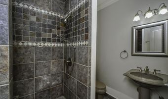 9324 Forest Rd, Abbeville, LA 70510