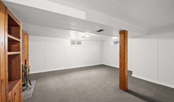 1465 3RD St, Astoria, OR 97103