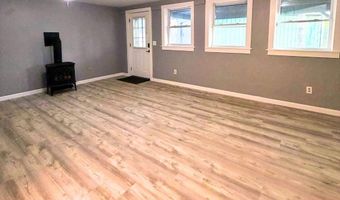 76 Falvey St, Bangor, ME 04401