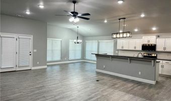 941 Sundance Ln, Bentonville, AR 72712