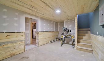 951 Swede Lake Trl SW, Backus, MN 56435
