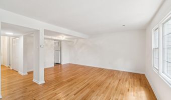 4906 VAN WALBEEK Pl, Annandale, VA 22003