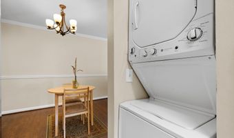 5611 FRANCONIA Rd 103, Alexandria, VA 22310