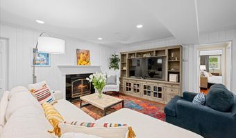 9225 ALDERSHOT Dr, Bethesda, MD 20817