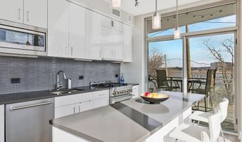 88 V St SW 201, Washington, DC 20024