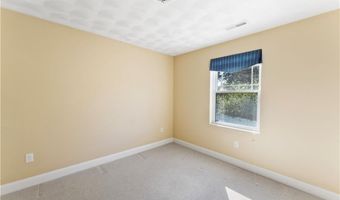 132 Julian Rd, Warwick, RI 02889