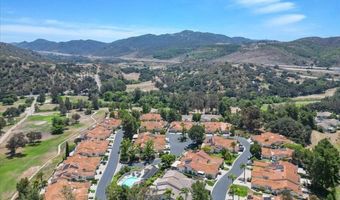 29549 Circle R Greens Dr, Escondido, CA 92026
