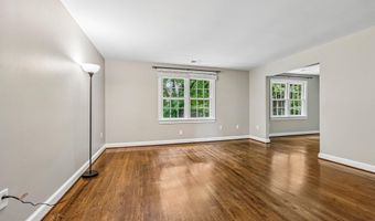 3802 IVANHOE Ln, Alexandria, VA 22310