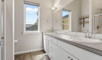 61547 SE Lincoln Ln, Bend, OR 97702