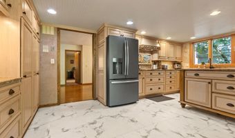 111 NE 15th Ave, Aberdeen, SD 57401