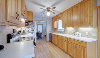 625 N 9th St, Arkansas City, KS 67005