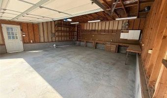 27 Worcester Dr, Bella Vista, AR 72714