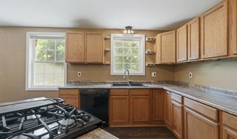 96 Taylor Woods Rd, Belgrade, ME 04917
