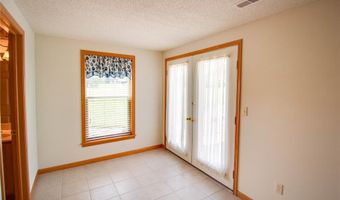 101 Serenity Dr, Alton, IL 62002