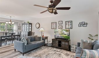 29 Grey Meadow Dr, Burlington, VT 05408