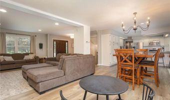 1921 Sherman Dr NW, Alexandria, MN 56308