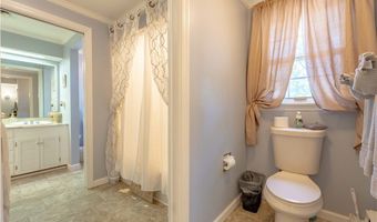 1201 Overlook Dr, Alliance, OH 44601