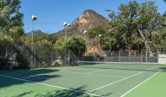 2374 Laguna Circle Rd, Agoura Hills, CA 91301