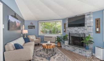 8 Palatka St, Arden, NC 28704
