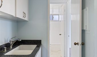 98-288 Kaonohi St 1107, Aiea, HI 96701