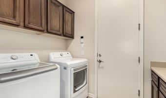 4390 S WHITE Dr, Chandler, AZ 85249