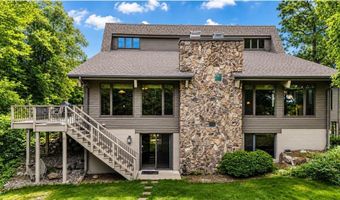 10604 Montgomery Ave NW, Annandale, MN 55302