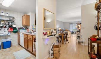 400 N RICHMOND St 323, Appleton, WI 54911