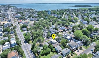 105 CHICAGO St, Dewey Beach, DE 19971