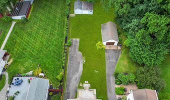 833 Lincoln St, Middletown, NJ 07748