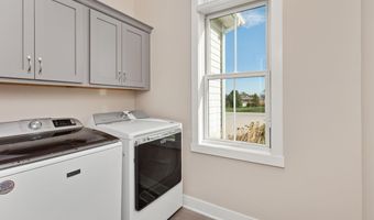 5247 Harvest Rd, Ames, IA 50014