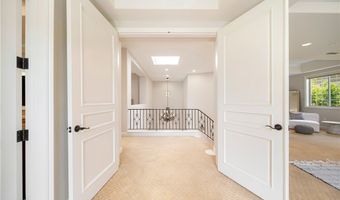 15850 Seville Ln, Encino, CA 91436