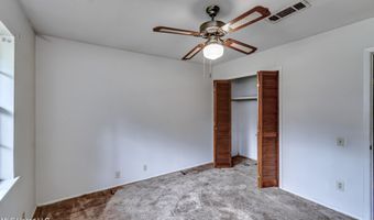 33 Pebble Hill Dr, Brandon, MS 39042