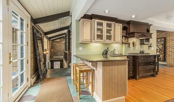 2891 Gale Rd, Ann Arbor, MI 48105