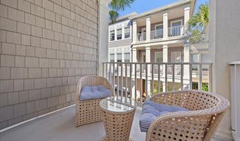80 BEACH COTTAGE Ln 201, Atlantic Beach, FL 32233