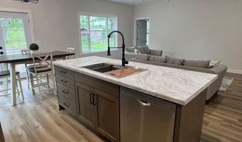 820 Spark Ave, Albert Lea, MN 56007