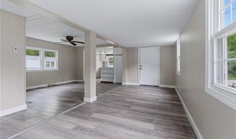 53 Park Ln, Coventry, RI 02816