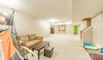 5825 Somerset Blvd E, Bargersville, IN 46106