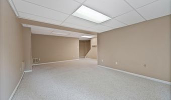 7409 ADAMS PARK Ct, Annandale, VA 22003