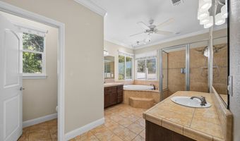 16550 Bamboo Ct, Anderson, CA 96007