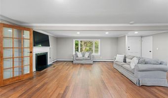 260 Woodville Alton Rd, Hopkinton, RI 02832