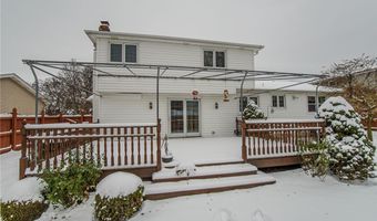 136 Palmdale Dr, Amherst, NY 14221