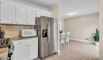 16 Shelli Ter, Barnegat, NJ 08005