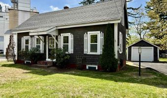 516 Hall St, Bow, NH 03304
