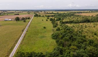 00 Lawrence 1220, Aurora, MO 65605