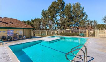5497 E Willow Woods Ln C, Anaheim, CA 92807
