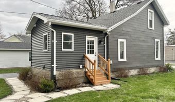 1411 S VanBuren St, Auburn, IN 46706